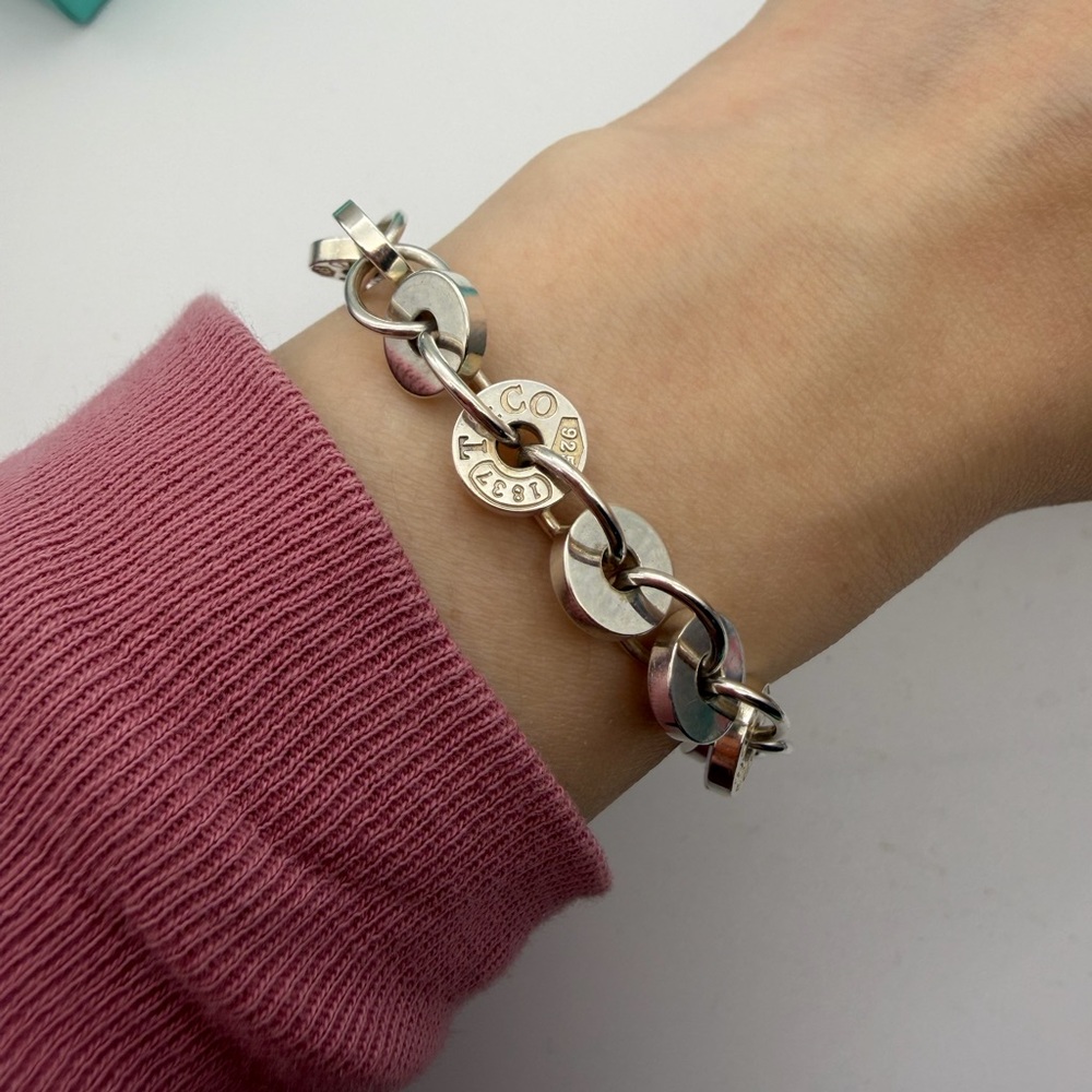 Tiffany & Co. Vguc 7.5” approx 1837 circle bracelet in sterling silver
